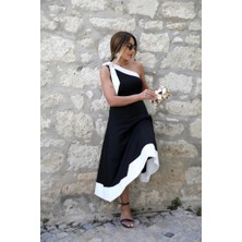 Ag Shoppings Kadın Tek Omuzu Açık Omuzlardan Kurdela Detaylı Çift Renkli Ithal Krep Elbise