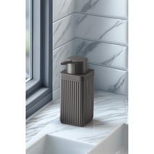 Lines Serisi Gri Banyo Seti, 5 Parça Akrilik Kare 5 Litre Çöp Kovası, Sabunluk, Fırçalık Takımı 3462