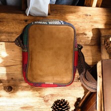 DEHNA El Dokuma Kilim Desenli Omuz Çantası – Eşsiz ve Şık Tasarım Midi (En: 20CM, Boy: 24CM, Genişlik: 8cm)