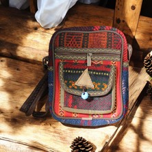 DEHNA El Dokuma Kilim Desenli Omuz Çantası – Eşsiz ve Şık Tasarım Midi (En: 20CM, Boy: 24CM, Genişlik: 8cm)