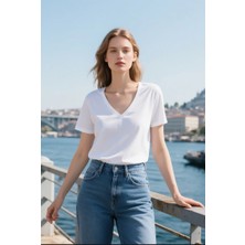 Kadın V Yakalı T-Shirt Pamuk Günlük Tişört