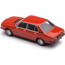 1:43 Maxichamps 1972 Bmw 520