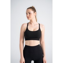 Kadın Destekli Spor Büstiyer Ayarlanabilir Askılı Alt Bantlı Sabit Kaplı Siyah Slim Fit Activewear