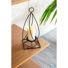 Şık Piramit Ferforje Mumluk, Metal Fener, Rustik Siyah Şamdan, Dekoratif Aydınlatma