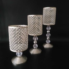 3'lü Salon Mumluk Seti, Şık ve Parlak Gümüş Tasarım