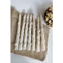 Lale Kabartmalı Vanilya Kokulu Şamdan Mumları, 2'li Set, Şık ve Hoş Atmosfer Sağlar.