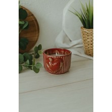 Kırmızı Kalpli Seramik Mumluk, Şık ve Sıcak Atmosfer Için Mükemmel Seçenek