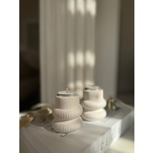 Ikili Beyaz Mumluk Seti, Şık ve Modern Dekorasyon Için Mükemmel Seçim