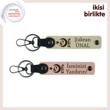 Romantizmin Milli Yüzü – Ayyıldız Kurt Göktürk Desenli, Isme Yazılabilir Hediye, S Kahve-Yavru Ağzı