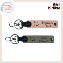 Hatıra Niteliğinde Hediye – Ayyıldız ve Türkiye Temalı Anahtarlık Takımı X2'li, Yavru Ağzı-Kül Gri