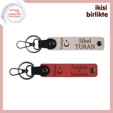 Eşe Özel Gün Hediyesi, Ayyıldız ve Türkiye Kişiselleştirilebilir Anahtarlık, Pudra-Nar Çiçeği