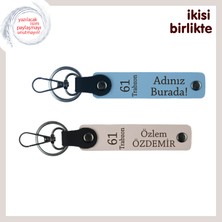 Anneye Memleketten Bir Parça, 61 Temalı Kişisel Deri Anahtarlık Seti, Isim Yazılı, Gök Mavi-Pudra