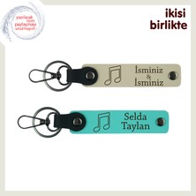 Nota Temalı Kişisel Isimli Tasarım, Sevgiliye Uygun 2’li Anahtarlık Takımı, Sütlü Kahve-Turkuaz