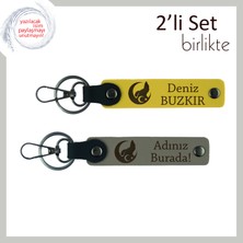 Birlikte Yazılan Hikâyeye Hediye – Bozkurt ve Ayyıldız Isimli Deri Anahtarlık Takımı, Sarı-Kül Gri