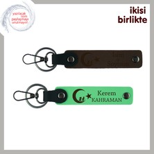 Aileye Hatıra Hediye – Çocuk ve Ayyıldız Desenli Isimli Anahtarlık Takımı, Koyu Kahve-Yeşil