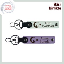 Kardeşe Manevi Özel Hediye, Çocuk ve Ayyıldız Temalı 2’li Kişisel Isimli Anahtarlık, Beyaz-Mor