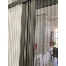 Akordeonplise Sineklik ve Güneşlik Perderengi Gri ve Krem