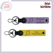 Miawiki Müziğe Gönül Vermiş Sevgiliye Sürpriz, Kişiye Özel Isimli Deri Anahtarlık Seti, Mor-Sarı