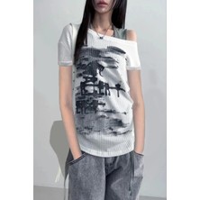 Beyaz Vintage Lost Omuz Dekolteli Kısa Kol T-Shirt