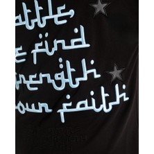 Erkek Kısa Kol Leather Embroidery In Arabic Siyah Tişört