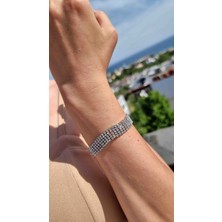 Işıltılı Geniş Kristal Taşlı Ayarlanabilir Bileklik – Gümüş Renk