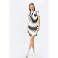Koton Mini Bisiklet Yaka Kısa Kollu Fitilli Slim Fit Elbise