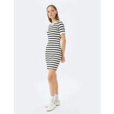 Koton Mini Bisiklet Yaka Kısa Kollu Fitilli Slim Fit Elbise