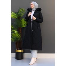 Mine Kapitone Mont Siyah