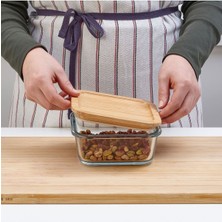 Bambu ve Cam Malzemeli 600 ml Kare Kapaklı Vakumlu Saklama Kabı