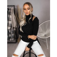 Tex Nova Kadın Uzun Kollu Yarım Balıkçı Yaka Omuzları Açık Bir Tarafı Yırtmaçlı Yumoş Bluz