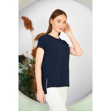 Di Giyim Kadın Yırtmaç ve Cep Detaylı T-Shirt