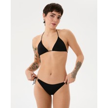 Siyah Ipli Üçgen Bikini Üstü