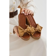 Vizon Fiyonk Dolgu Topuk Kadın Terliği Topuklu Terlik