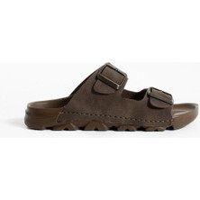 Moda Devrin Kahverengi Unisex Yazlık Terlik Yumuşak Pu Deri Malzeme ile Hafif Tasarım