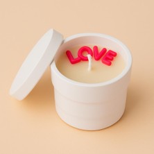 Love Yazılı Kapaklı El Yapımı Beton Mum – Aromasız Dekoratif Hediye Mum