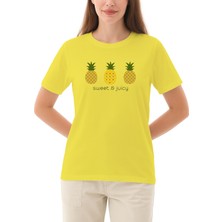 Kadın  Ananas Baskılı Kısa Kol Regular Fit Basic Tişört