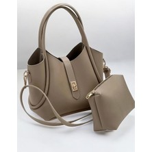 Kadın Vizon Makyaj Çantalı (Yavrulu) Kilit Kapama Detaylı Çapraz Askılı El ve Omuz Çantası