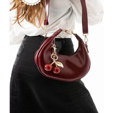 Lisbond Betty Model Bordo Charm Hediyeli Kadın El ve Omuz Çantası Hediye Paketi Şeklinde Göönderilir