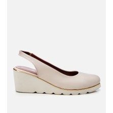 Hotiç Kadın Deri Ekru Tokalı Dolgu Topuklu Ayakkabı