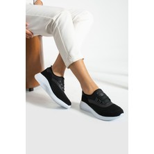 Siyah Beyaz Anatomik Esnek Taban Slip-on Spor Ayakkabı Günlük Sneaker