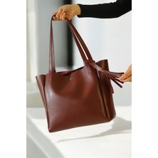 Kadın Bordo Fermuar Kapamalı Kaliteli Yumuşak Deri Püskül Detaylı Üç Gözlü El ve Omuz Çantası