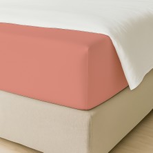 Tek Kişilik Lastikli Çarşaf Takımı 1 Lastikli Çarşaf (100 x 200) 1 Yastık Kılıfı (50 x 70)