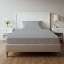 Tek Kişilik Lastikli Çarşaf Takımı 1 Lastikli Çarşaf (100 x 200) 1 Yastık Kılıfı (50 x 70)