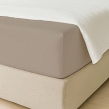 Tek Kişilik Lastikli Çarşaf Takımı 1 Lastikli Çarşaf (100 x 200) 1 Yastık Kılıfı (50 x 70)