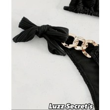Black New Desıgn Kesim ve Gold Zincir Detaylı Luxury Bikini Seti