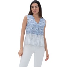 Beyaz-Mavi Desenli Kolsuz V Yaka Pamuklu Gömlek