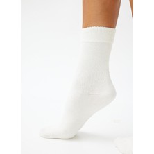 Kadın Ekru Renkli Havlu Soket Çorap