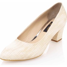 Costo Shoes 1023 Krem Lezar Büyük Numara Bayan Ayakkabısı