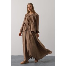 Gökyüzü Moda Önü Bağlamalı Etekli Takım - Toprak