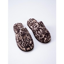 Wild Spirit Leopar Desen Banyo Ve Ev Terliği – %100 Pamuk Havlu Kaymaz Kalın Taban